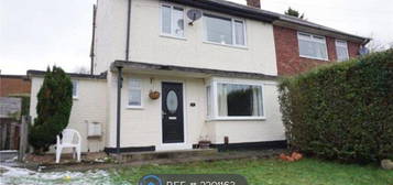 3 bed semi-detached house to rent