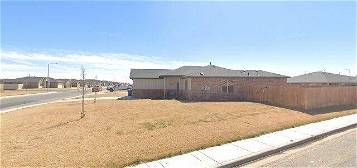 1102 Crosspoint St, Hereford, TX 79045