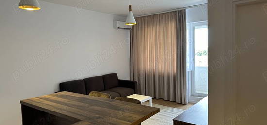 Inchiriez apartament 2 camere tip studio