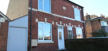 3 bedroom semi-detached house