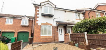 Town house to rent in Astley Drive, Mapperley, Nottingham NG3