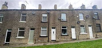 Terraced house to rent in Marion Street, Bingley BD16