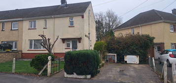 3 bed semi-detached house for sale