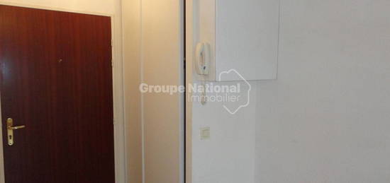 Appartement  à louer, 2 pièces, 1 chambre, 38 m²