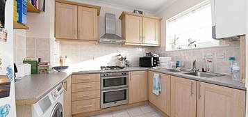 2 bed flat to rent