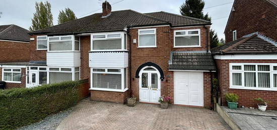 3 bedroom semi-detached house for sale