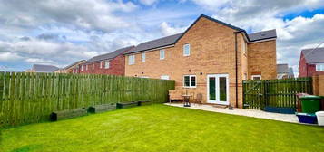 3 bed semi-detached house for sale