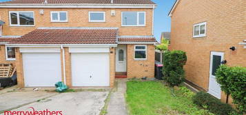 2 bedroom semi-detached house for sale