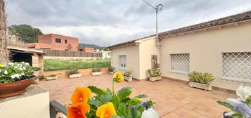 Casa o chalet de alquiler en Carrer de Can Terros, Martorelles