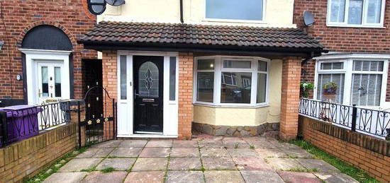 3 bedroom terraced house to rent