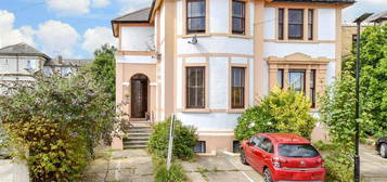 5 bedroom ground maisonette for sale