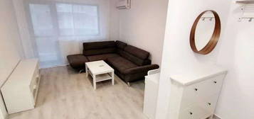 AP. 2 CAMERE HILS PALLADY, METROU 3 MIN, CENTRALA, BUCATARIE INCHISA