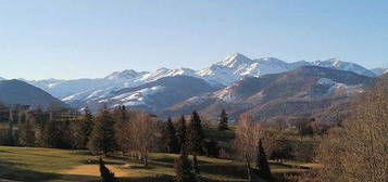 Joli T2 43m2 rénové et meublé avec Vue Pic du Midi Pyrénées sur Golf Country Club de POUZAC