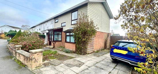 Semi-detached house to rent in Hazlebarrow Crescent, Sheffield S8