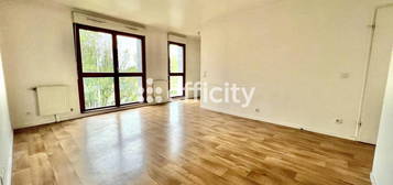 Appartement  à vendre, 3 pièces, 2 chambres, 65 m²