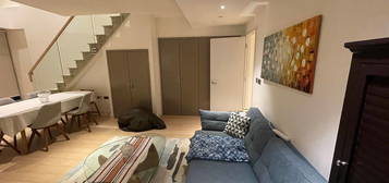 Flat to rent in Trevor Street, London SW7