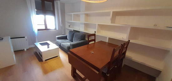 Apartamento de alquiler en Centro