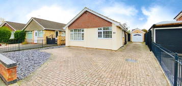 2 bedroom detached bungalow for sale