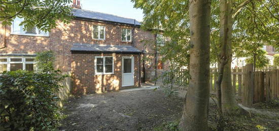 4 bedroom terraced house