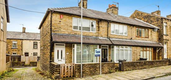 2 bed terraced house for sale