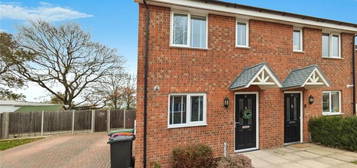 2 bedroom semi-detached house for sale