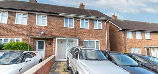 3 bedroom semi-detached house for sale