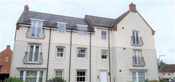 Flat for sale in Farnborough Drive, Daventry, Northamptonshire NN11