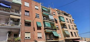 Piso en venta en Carrer D'álvarez de Sotomayor, 4, La Torre