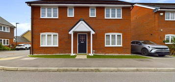 4 bedroom detached house to rent