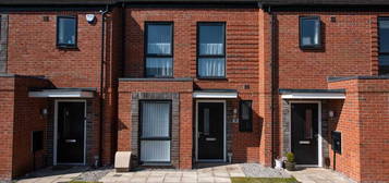 2 bed terraced house to rent