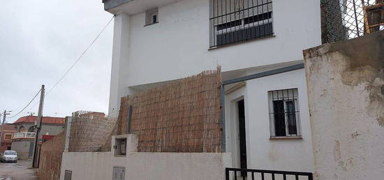 Casa en calle El Mandarín, El Rinconcillo, Algeciras