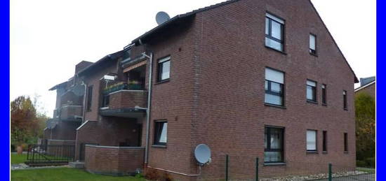 Gemütliche Dachgeschosswohnung mit Terrasse in ruhiger Wohnlage