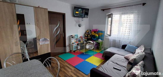 Apartament 2 camere, zona Cedonia