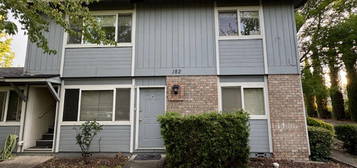 182 S  Church St #2B-1BA-772SQFT, Phoenix, OR 97535