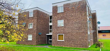 Flat for sale in Crest Court, Bobblestock, Hereford HR4