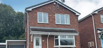 3 bed detached house to rent