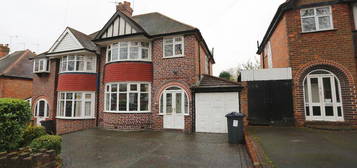 3 bedroom semi-detached house to rent