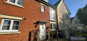 4 bedroom terraced house