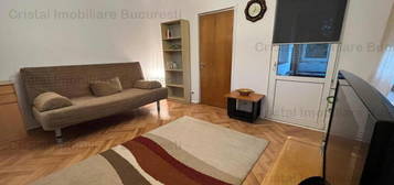 Apartament 3 camere, 575 EUR, zona Titan