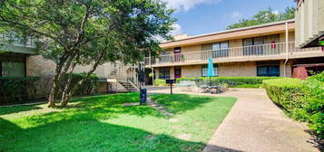 5924 Birchbrook Dr Apt 215, Dallas, TX 75206