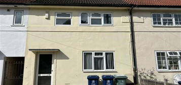 6 bedroom terraced house