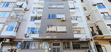 HALİL RİFAT PAŞA CADDESİ'NDE 80m2 KLASİK 2+1 DAİRE