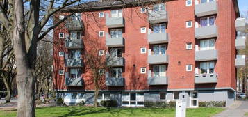 1,5 Zimmer - renoviert - zentrale Lage - Balkon