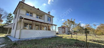 REMAX DREAMDEN İZMİT ÇUBUKLUDA KİRALIK MÜSTAKİL 4+1 DUBLEKS EV