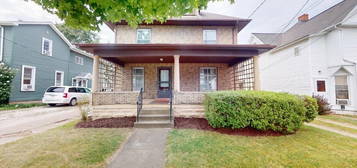 57 S Pearl St, North East, PA 16428