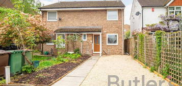 3 bedroom semi-detached house to rent