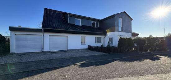 Rohbau - Wohnung im Obergeschoss mit Sonnenbalkon und Garage in ruhiger Lage