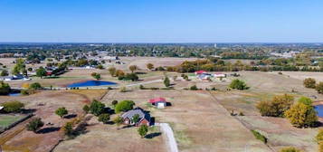 21344 Harrison Rd, Tecumseh, OK 74873