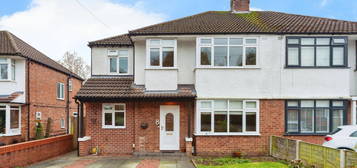 4 bed semi-detached house for sale