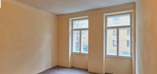 Traumhafte 1,5-Zimmer-Wohnung in gepflegtem Altbau